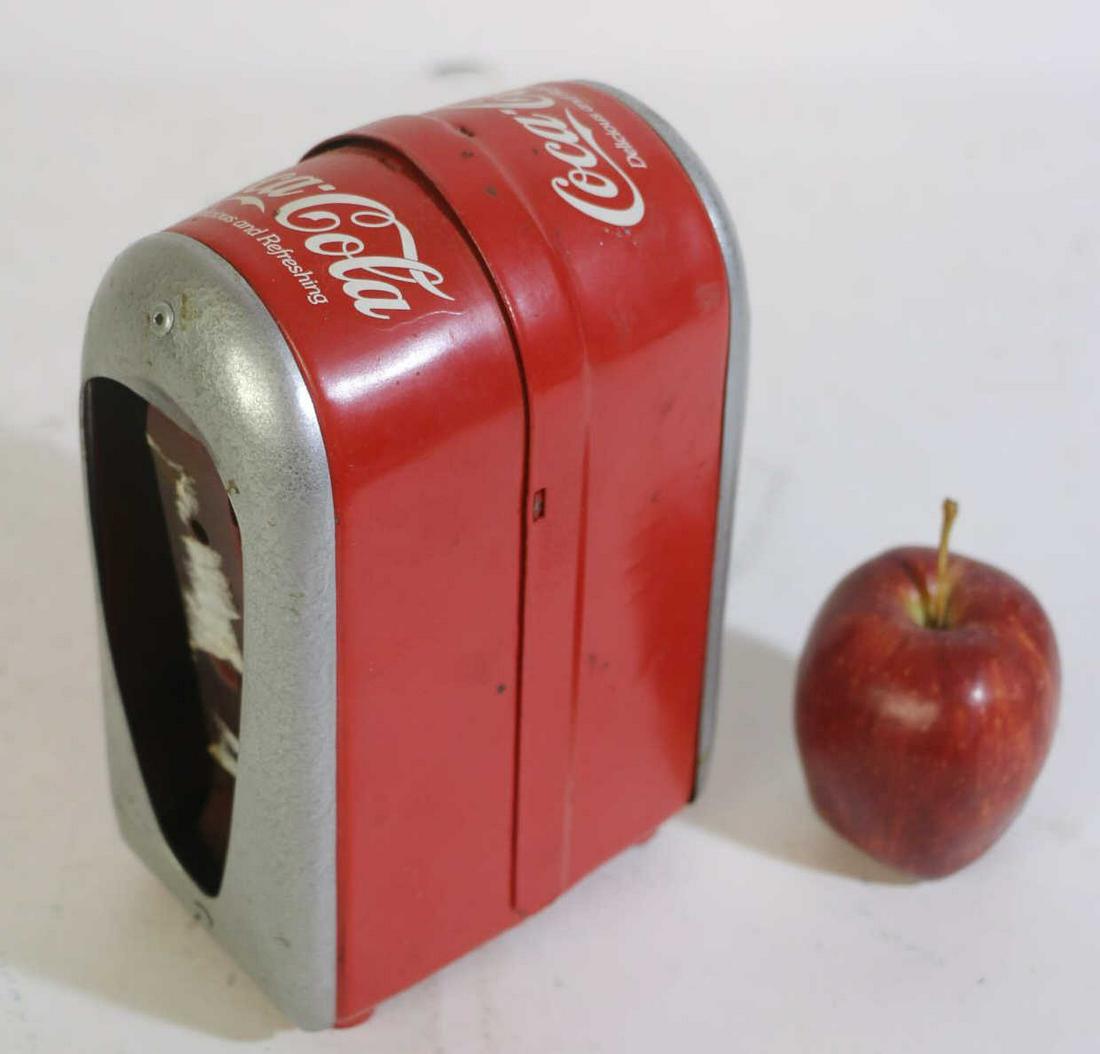 COCA-COLA VINTAGE RESTAURANT NAPKIN DISPENSER (1 of 4)