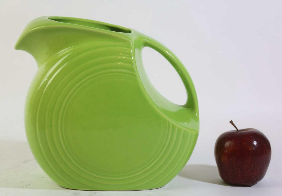 RARE VINTAGE CHARTREUSE GREEN FIESTAWARE PITCHER (1 of 4)