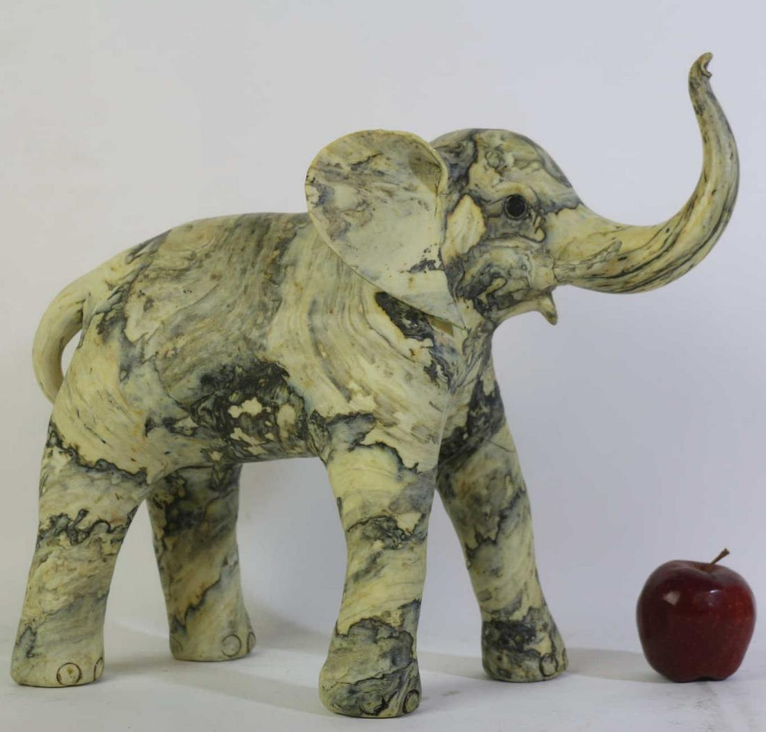 DECORATIVE ELEPHANT SCULPTURE (1 of 2)
