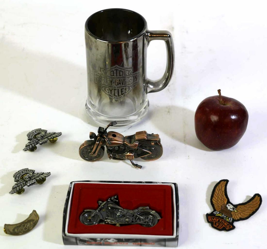 VINTAGE HARLEY DAVIDSON COLLECTOR GROUPING (1 of 5)
