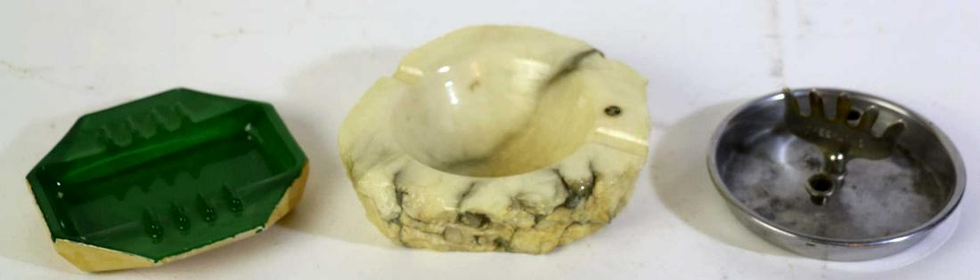 VINTAGE ART DECO ASHTRAY GROUPING (1 of 5)