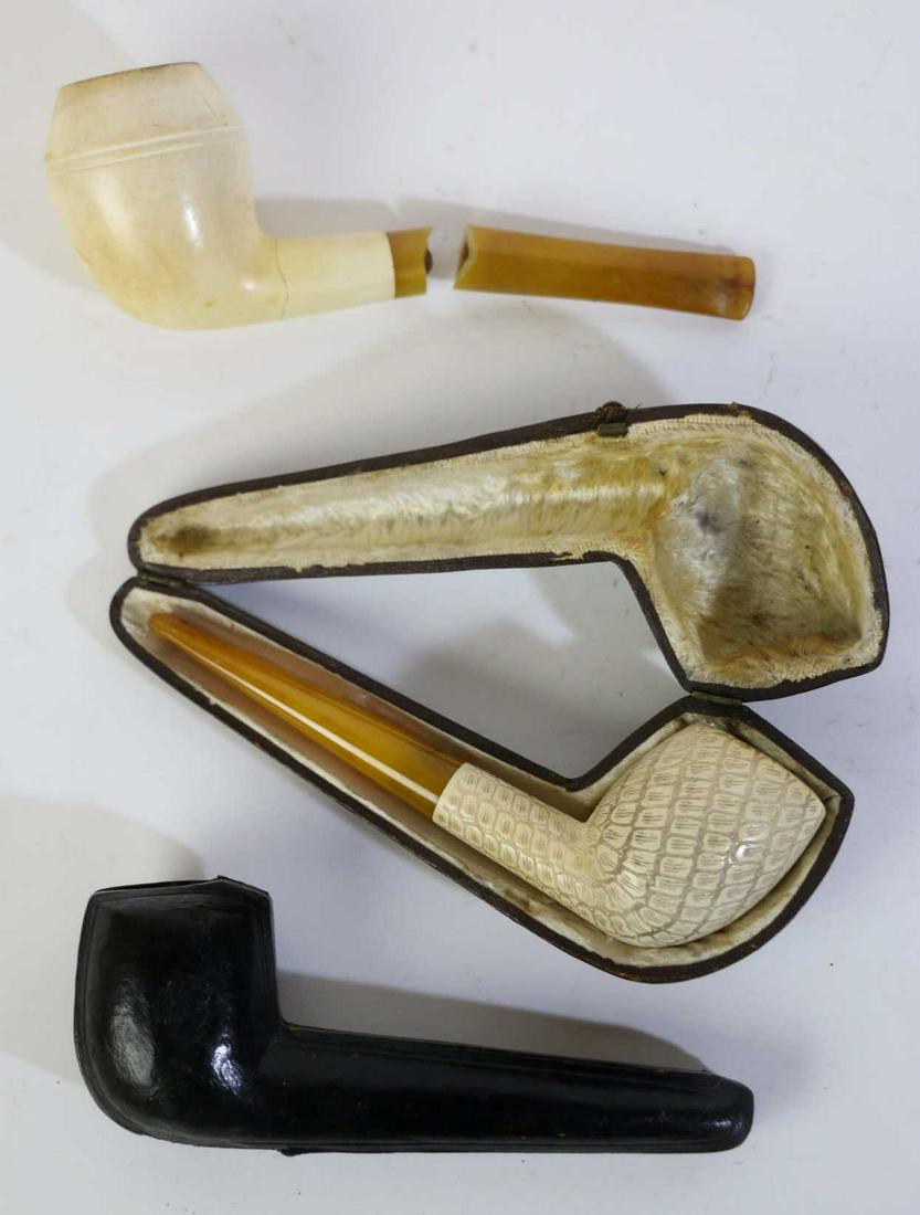 VINTAGE SMOKING PIPE GROUPING (1 of 3)