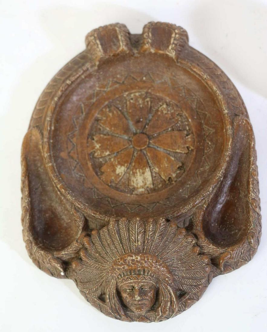 NATIVE AMERICAN VINTAGE CARVED ASHTRAY VALET: NATIVE AMERICAN VINTAGE CARVED ASHTRAY VALET Condition GOOD