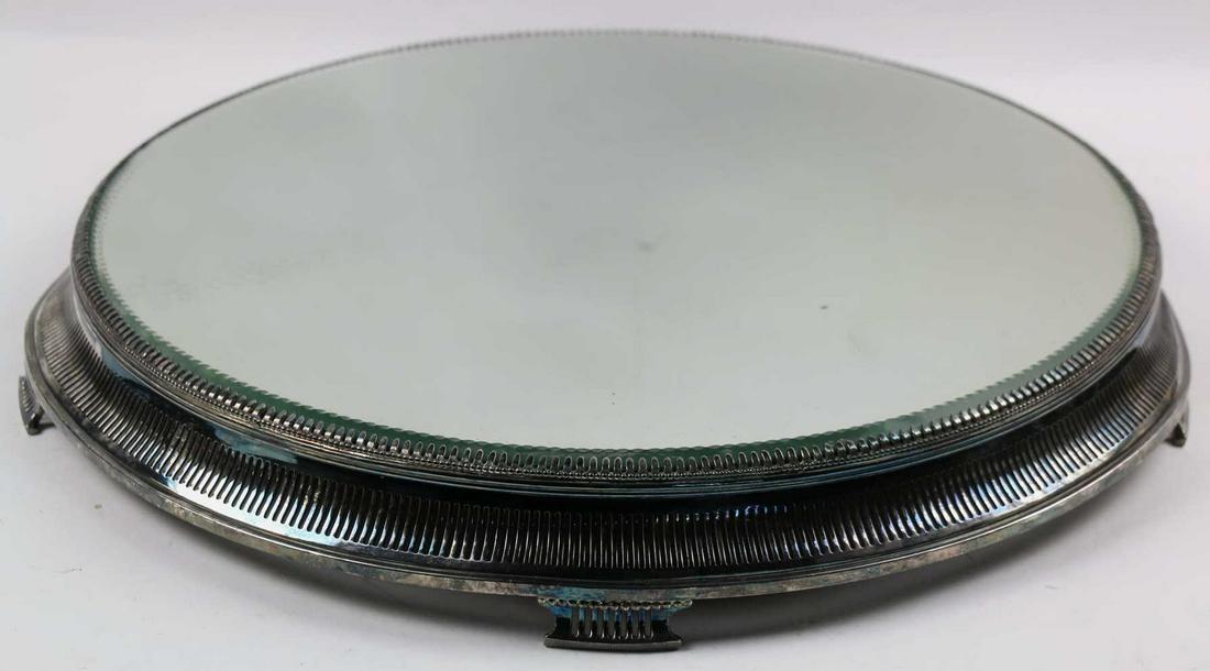 FINE 20"BEVELED MIRROR FOOTED SILVERPLATE PLATEAU: FINE 20"BEVELED MIRROR FOOTED SILVERPLATE PLATEAU Condition GOOD H 3 W 20 IN