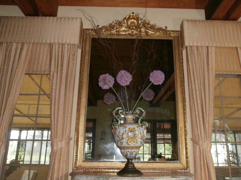 19TH C. CONTINENTAL OVER MANTEL GOLD GILT MIRROR:: Very fine pier mirror example from the Estate of Roy Talmo, Palm Beach.