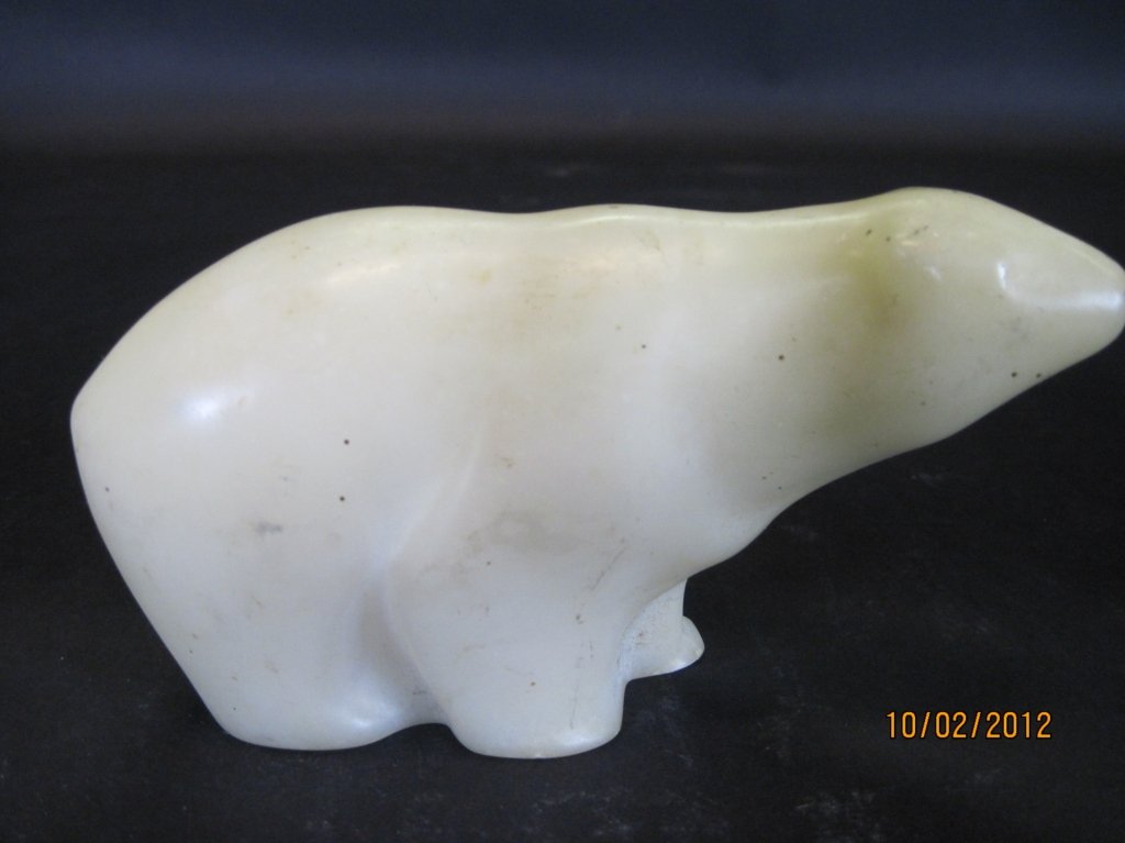 POLAR BEAR:: Polar bear. 3.5" x 6.25" x 2".