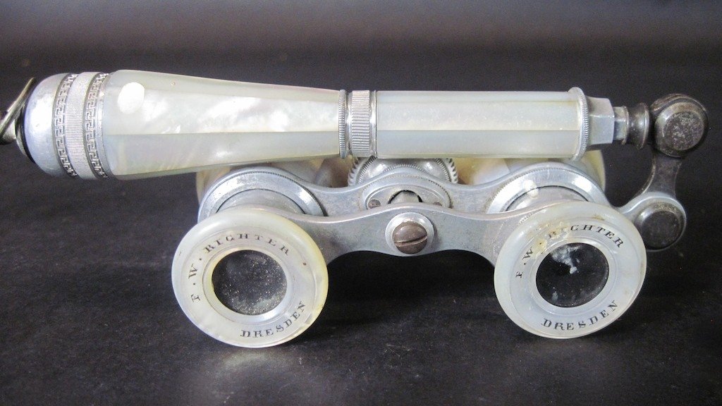 MOP OPERA GLASSES WITH HANDLE:: MOP opera glasses with handle. 10"L.