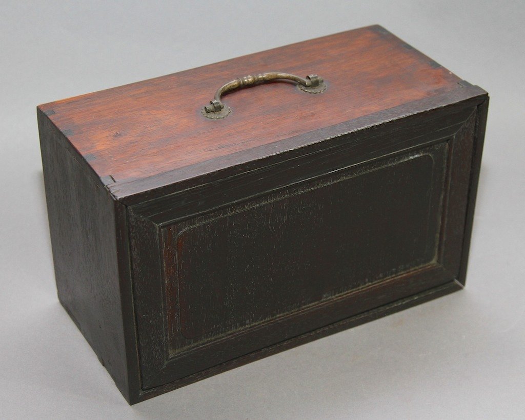 CHINESE DISPLAY BOX:: 6"H X 5"D X 10.25"W.