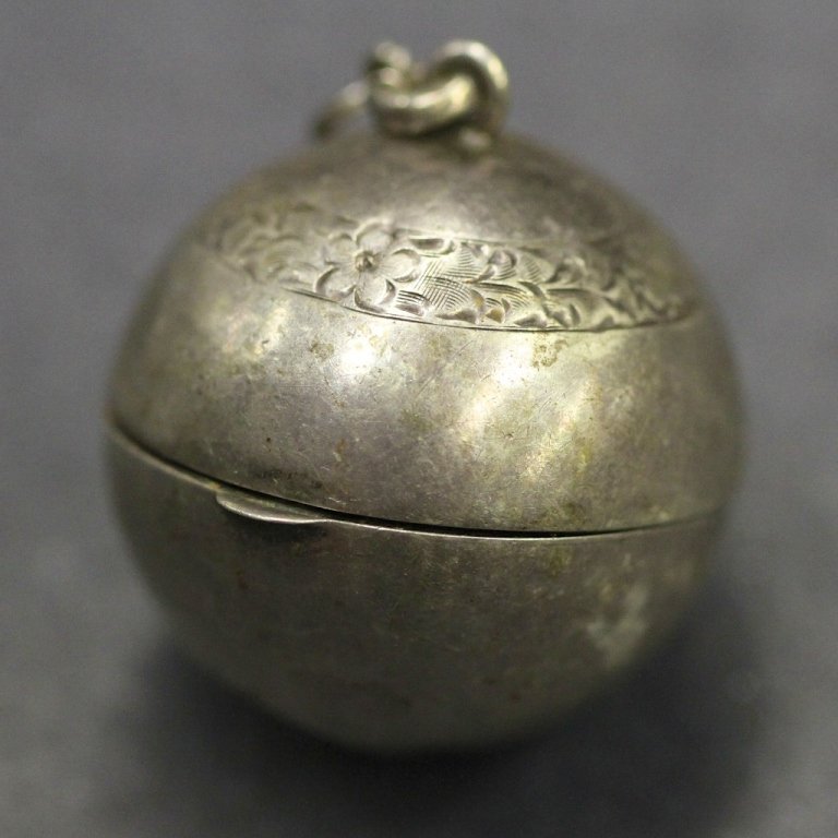 STERLING MEDICINE PILL BALL:: STERLING MEDICINE PILL BALL: