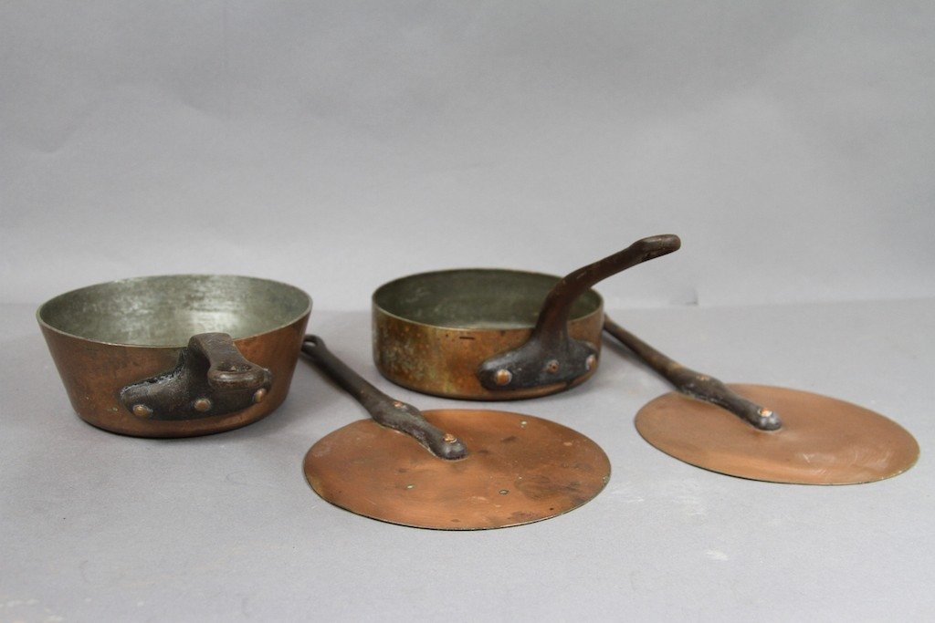 PAIR OF EARLY FRENCH COVERED COPPER SAUCE POTS:: 3"H X 14"W