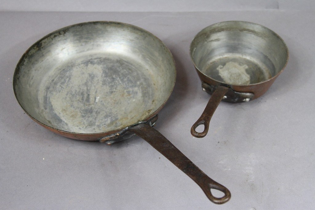 EARLY COPPER SAUTE & SAUCE POT:: 2.25"H 18.5"W