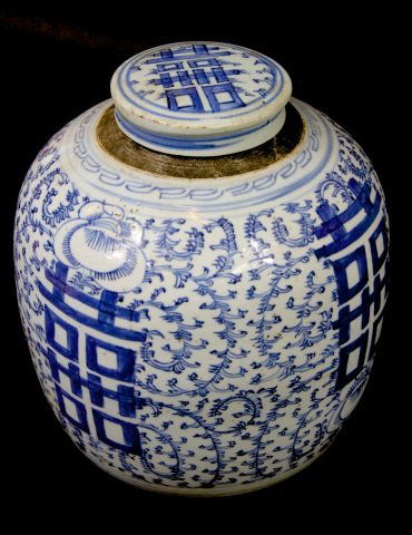 LARGE CHINESE BLUE AND WHITE LIDDED GINGER JAR:: 12"H X 9.5"W.