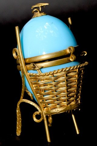 VERY FINE ROBINS BLUE EGG WITH STAND:: 4"H