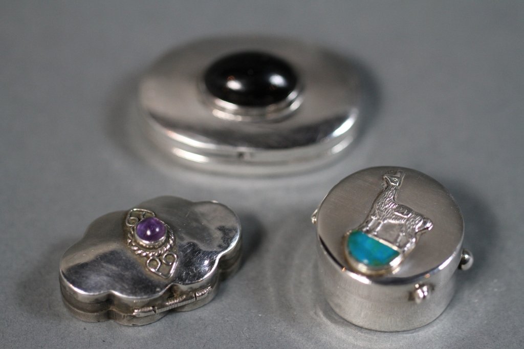 THREE STERLING AND JEWEL MOUNTED PILL BOXES:: Tallest: 1.5" X 1"
