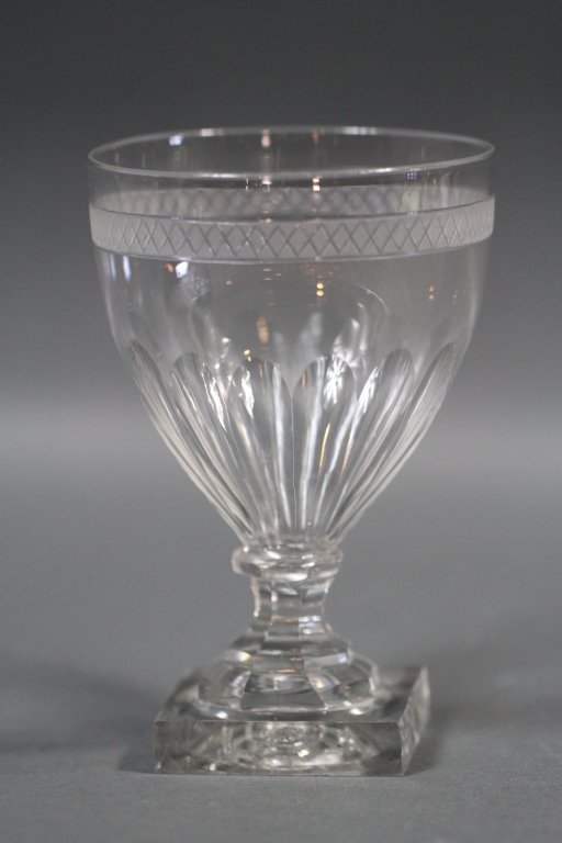 CRYSTAL ETCHED VASE ON SQUARE BASE:: 6"H X 4"D