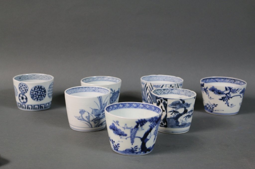 CHINESE BLUE & WHITE CUPS: CHINESE BLUE & WHITE CUPS