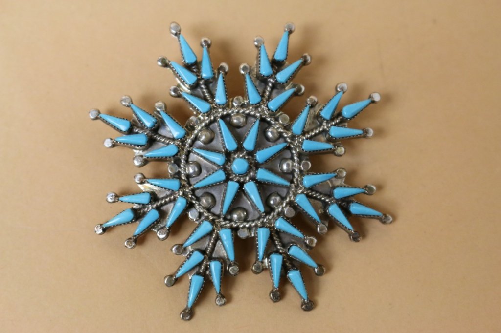 ZUNI STERLING TURQUOISE SNOWFLAKE NEEDLEPOINT PIN: 13 GR; SIGNED VERA HALUSEWA