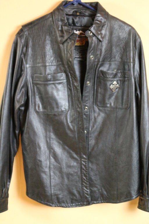 HARLEY DAVIDSON LEATHER LADIES JACKET: HARLEY DAVIDSON LADIES LARGE LEATHER JACKET