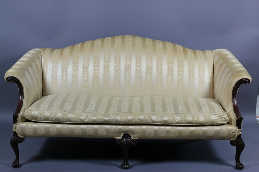 ANTIQUE FINE CHIPPENDALE SINGLE DOWN CUSHION SOFA: ANTIQUE FINE CHIPPENDALE SINGLE DOWN CUSHION SOFA 36.5"H X 79" W X 34"D
