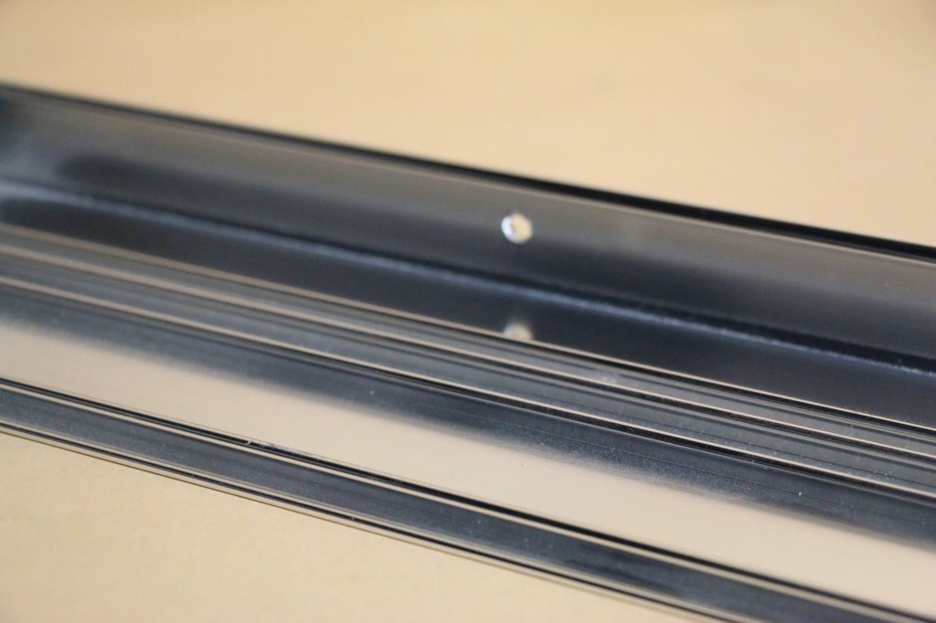 (6) 72" EXTRUDED ALUMINUM TRAIN WALL DISPLAYS: (6) 72" EXTRUDED ALUMINUM TRAIN WALL DISPLAYS O SCALE 57 CHEVY FLAT CAR IN PICTURES NOT INCLUDED