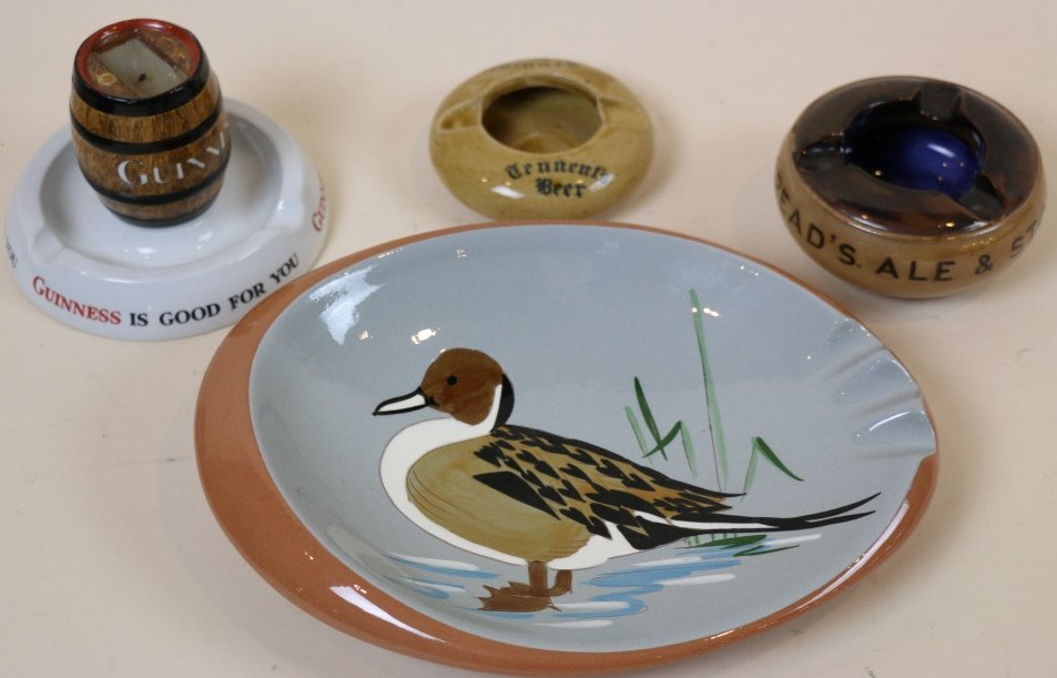 VINTAGE ASHTRAY LOT: VINTAGE ASHTRAY LOT