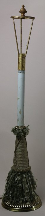 FREDERICK COOPER TASSLE LAMP: FREDERICK COOPER TASSLE LAMP