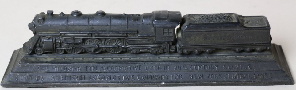 HUDSON LOCOMOTIVE DESK WEIGHT: HUDSON LOCOMOTIVE DESK WEIGHT; 9"
