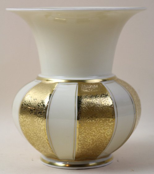 MID-CENTURY GERMAN ALTENBURG GILT ETCHED VASE (1 of 4)