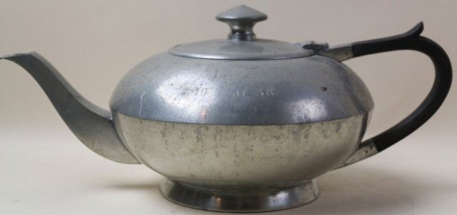 GERMAN ANTIQUE PEWTER TEA POT: GERMAN ANTIQUE PEWTER TEA POT; 5" H X 13" HANDLE TO SPOUT