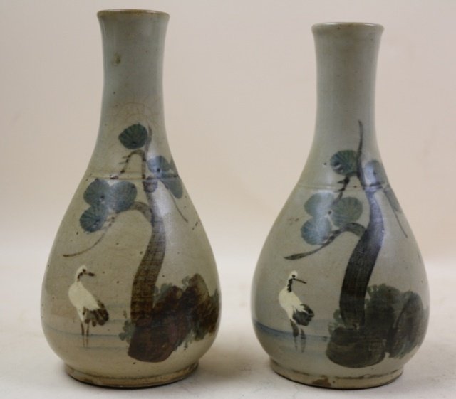 JAPANESE ANTIQUE VASES: JAPANESE ANTIQUE VASES