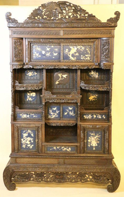 JAPANESE ANTIQUE HAND CARVED WEDDING CABINET: JAPANESE IMPORTANT HAND CARVED WEDDING CABINET