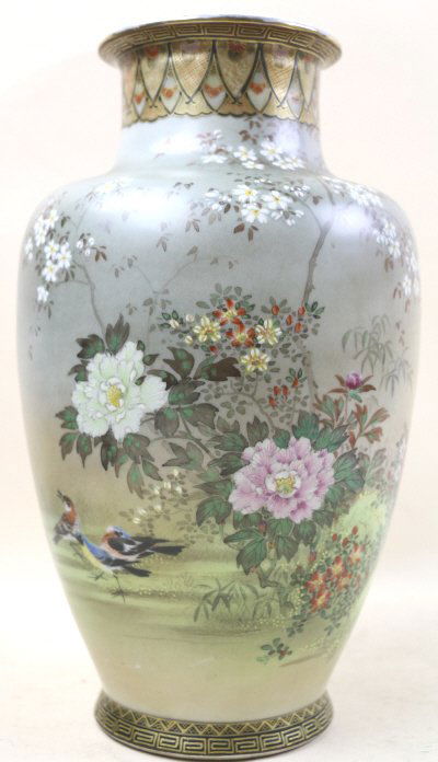 JAPANESE ANTIQUE FLORAL PALATIAL KUTANI VASE: JAPANESE ANTIQUE FLORAL PALATIAL KUTANI VASE; 11.5"h x 7.5"d approx.