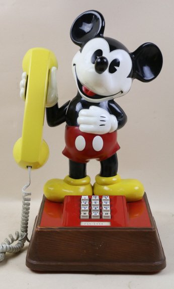 VINTAGE MICKEY MOUSE TELEPHONE: VINTAGE MICKEY MOUSE TELEPHONE