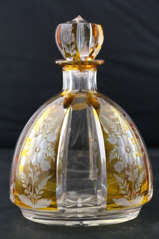 BOHEMIAN ANTIQUE CUT TO CLEAR GLASS DECANTER: BOHEMIAN AMBER TO CLEAR CUT GLASS DECANTER