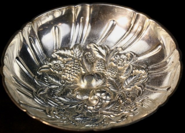 S. KIRK REPOUSE STERLING SILVER HAND CHASED DISH: S. KIRK REPOUSE FOOTED STERLING SILVER HAND CHASED DISH