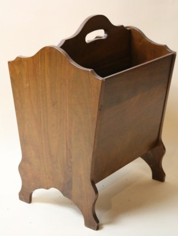 BENBOW WALNUT CANTERBURY: BENBOW WALNUT CANTERBURY