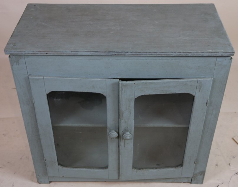 PRIMITIVE ANTIQUE PAINTED TWO DOOR CABINET: PRIMITIVE ANTIQUE PAINTED TWO DOOR CABINET 30" X 32" X 15"