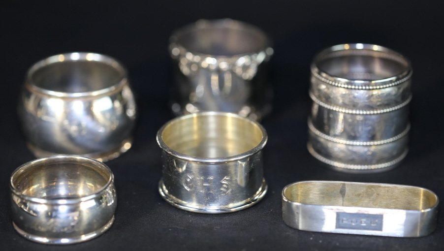 STERLING SILVER VINTAGE NAPKIN RING LOT OF SIX: STERLING SILVER VINTAGE NAPKIN RING LOT OF SIX 157GR