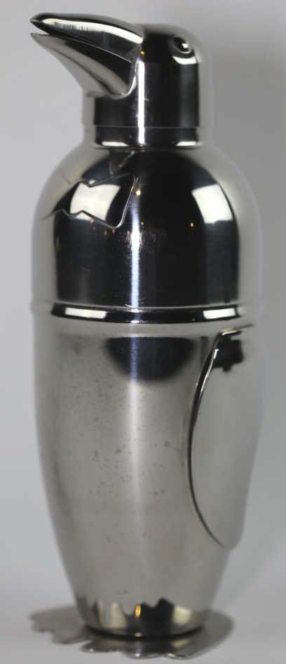 SILVER VINTAGE PENGUIN COCKTAIL SHAKER: SILVER VINTAGE PENGUIN COCKTAIL SHAKER
