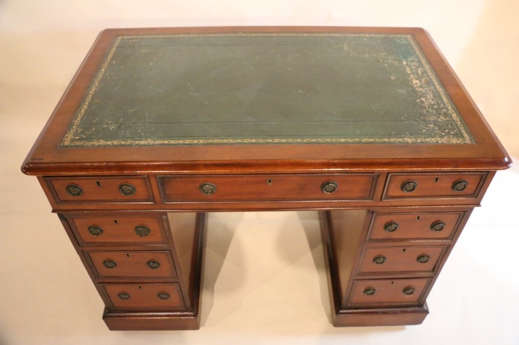 ENGLISH MAHOGANY TOOLED LEATHER PARTNER'S DESK: ENGLISH MAHOGANY TOOLED LEATHER PARTNER'S DESK