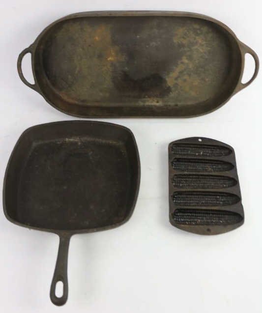 VINTAGE CAST IRON GROUPING: VINTAGE CAST IRON GROUPING