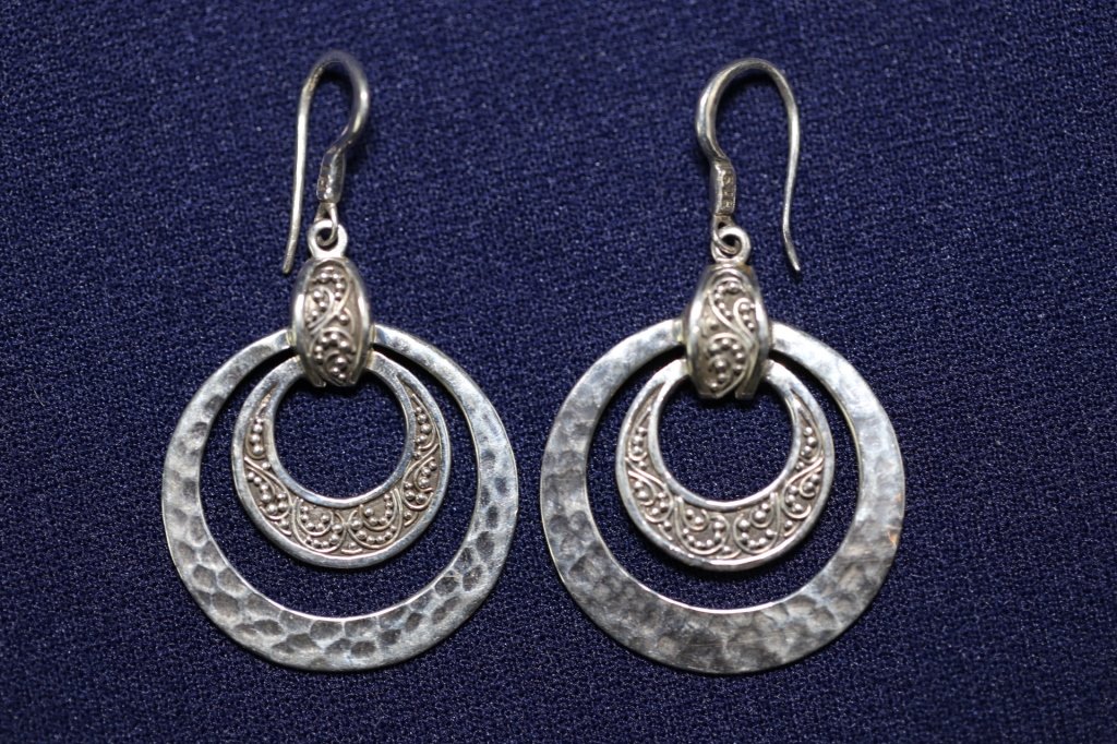 LOIS HILL STERLING SILVER EARRINGS: LOIS HILL STERLING SILVER EARRINGS