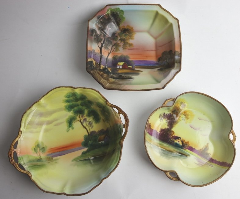 NIPPON HAND PAINTED BOWL GROUPING: NIPPON HAND PAINTED BOWL GROUPING GREEN M WREATH MARK