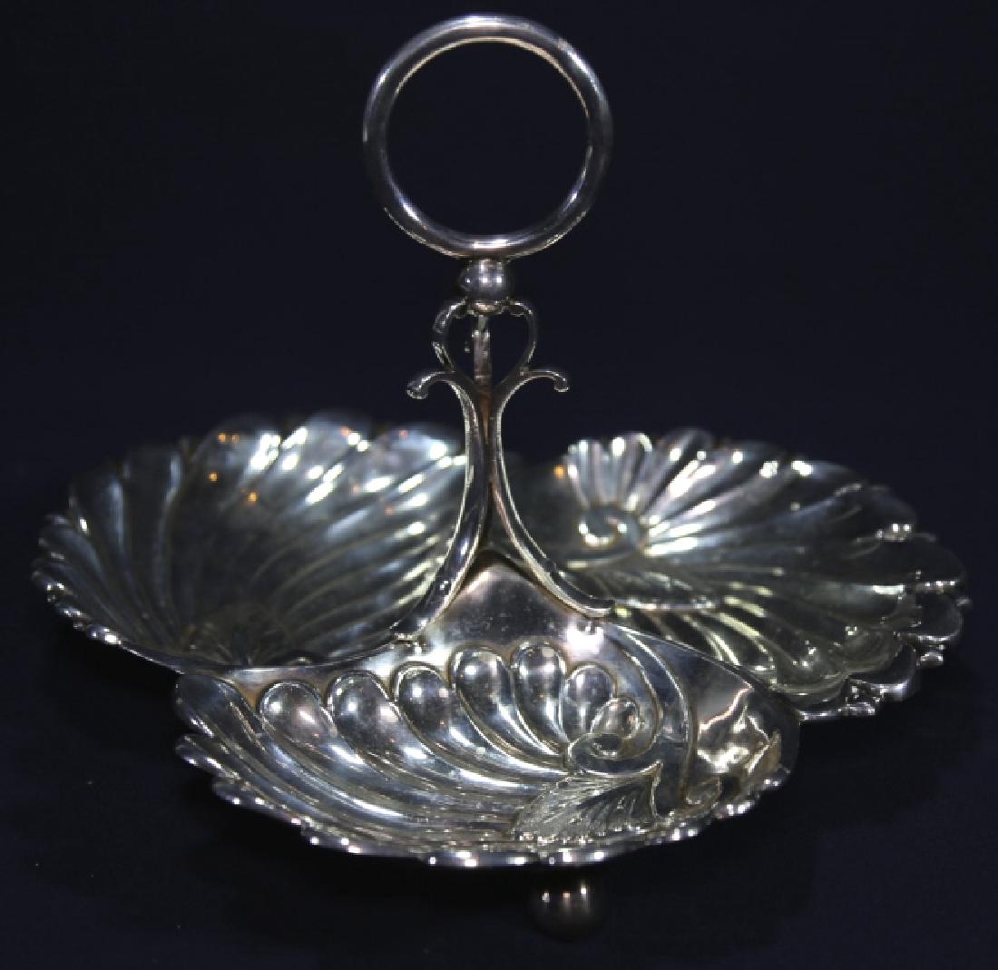 SILVER DANISH VINTAGE TRIPLE SERVER VALET: SILVER VINTAGE TRIPLE SERVER VALET