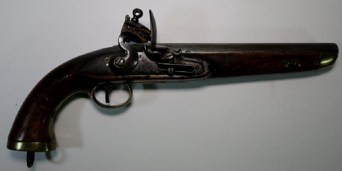 BRITISH ANTIQUE FLINT LOCK PISTOL: BRITISH ANTIQUE FLINT LOCK PISTOL