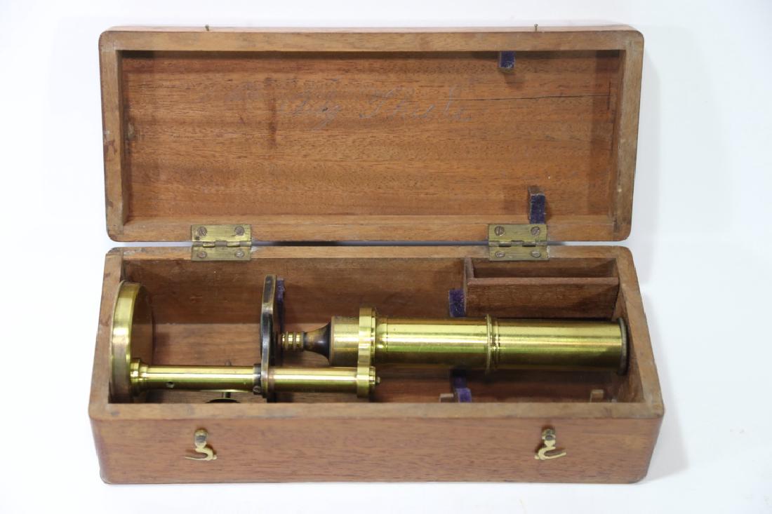 ANTIQUE MICROSCOPE: ANTIQUE MICROSCOPE 3.5 X 11 X 4.5"