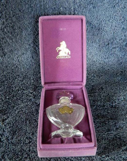Guerlain Paris perfume bottle & box: Guerlain Paris perfume bottle & box