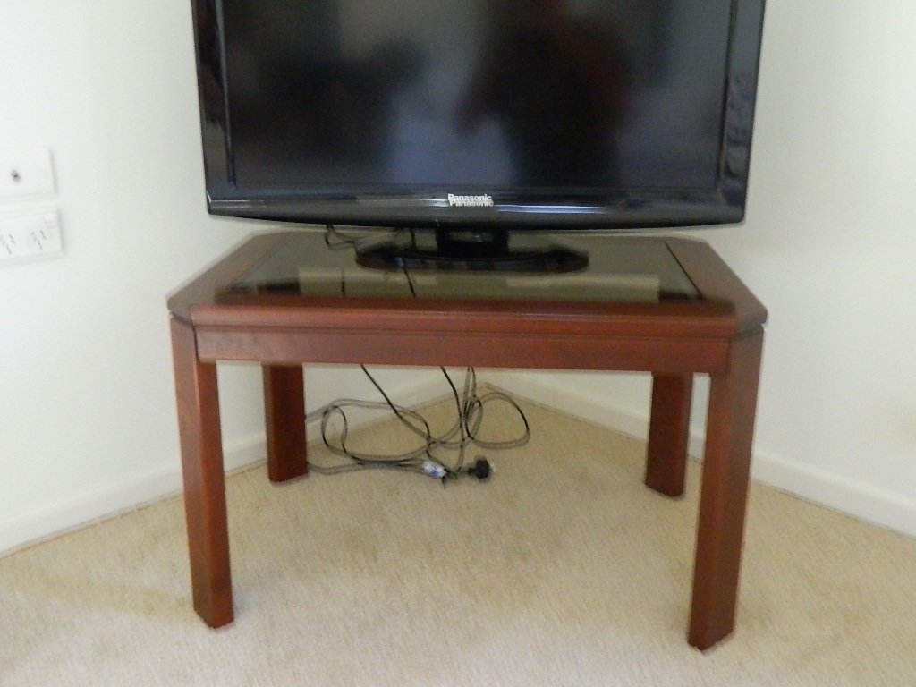 Small glass top coffee table Parker - solid wood: Small glass top coffee table Parker - solid wood