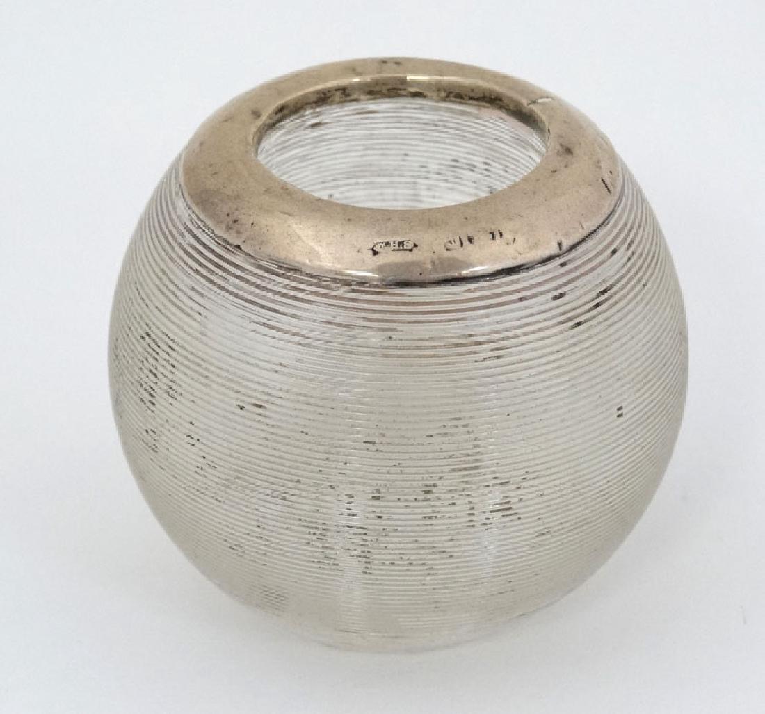 A table / bar top match striker / vesta keep  of (1 of 4)