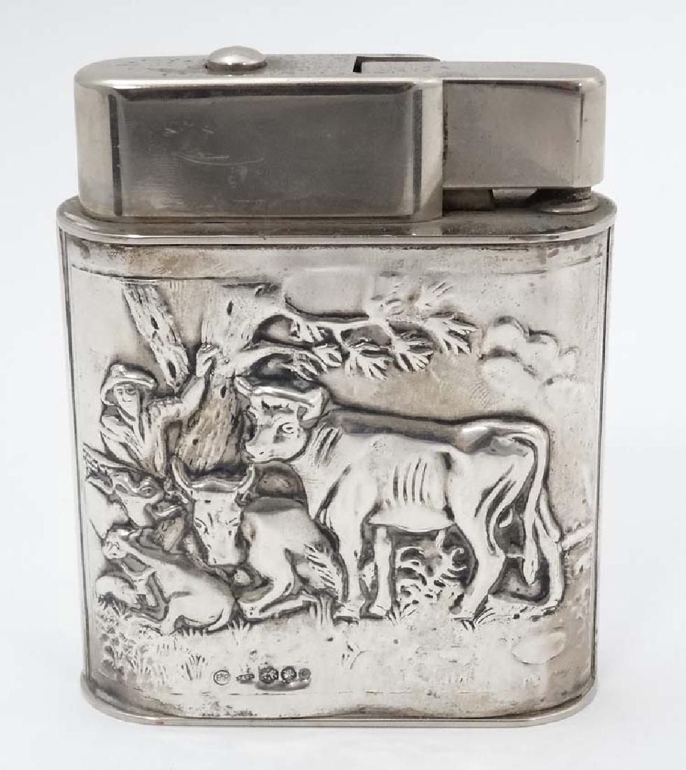 A Dutch silver table lighter / cigar lighter with (1 of 6)